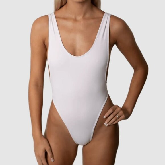 White one piece swimsuit (Brazilian style) - Picture 1 of 7